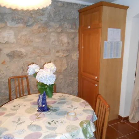 Tranquity Ika Apartman *